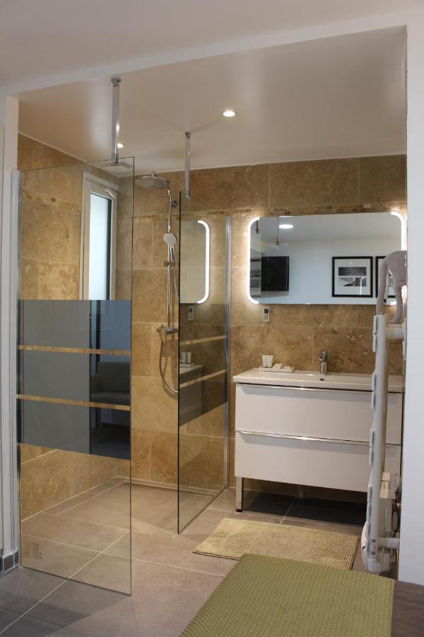 Residence Inaya Six-Fours-les-Plages Esterno foto
