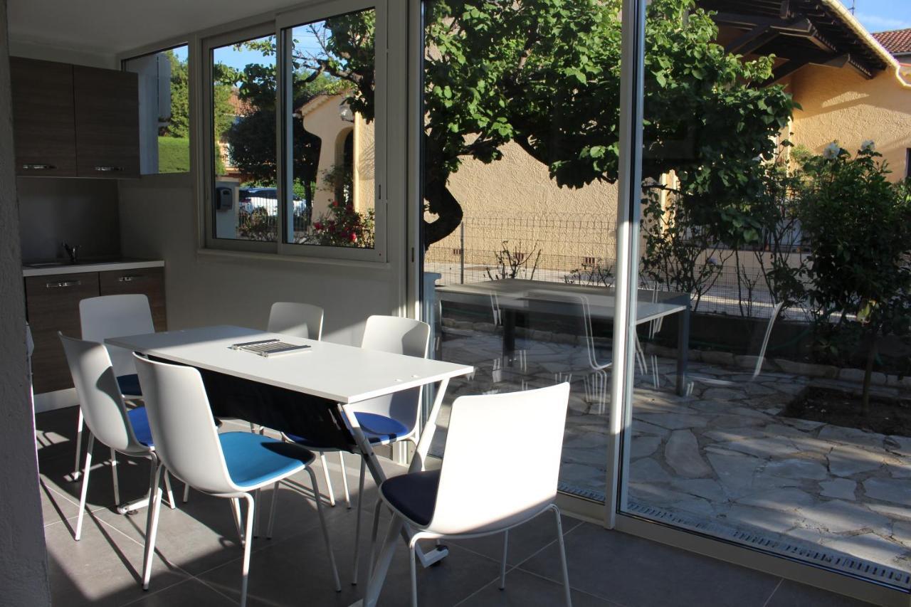 Residence Inaya Six-Fours-les-Plages Esterno foto