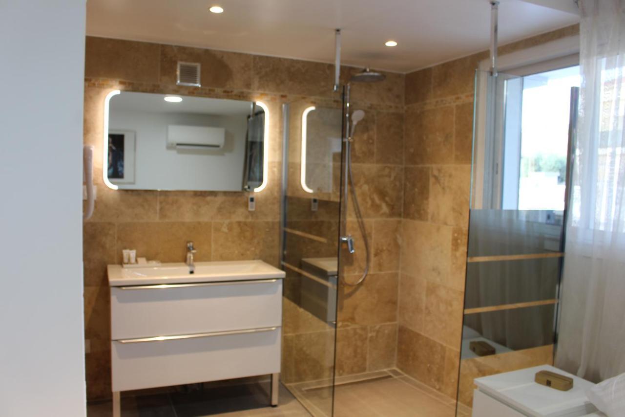 Residence Inaya Six-Fours-les-Plages Esterno foto