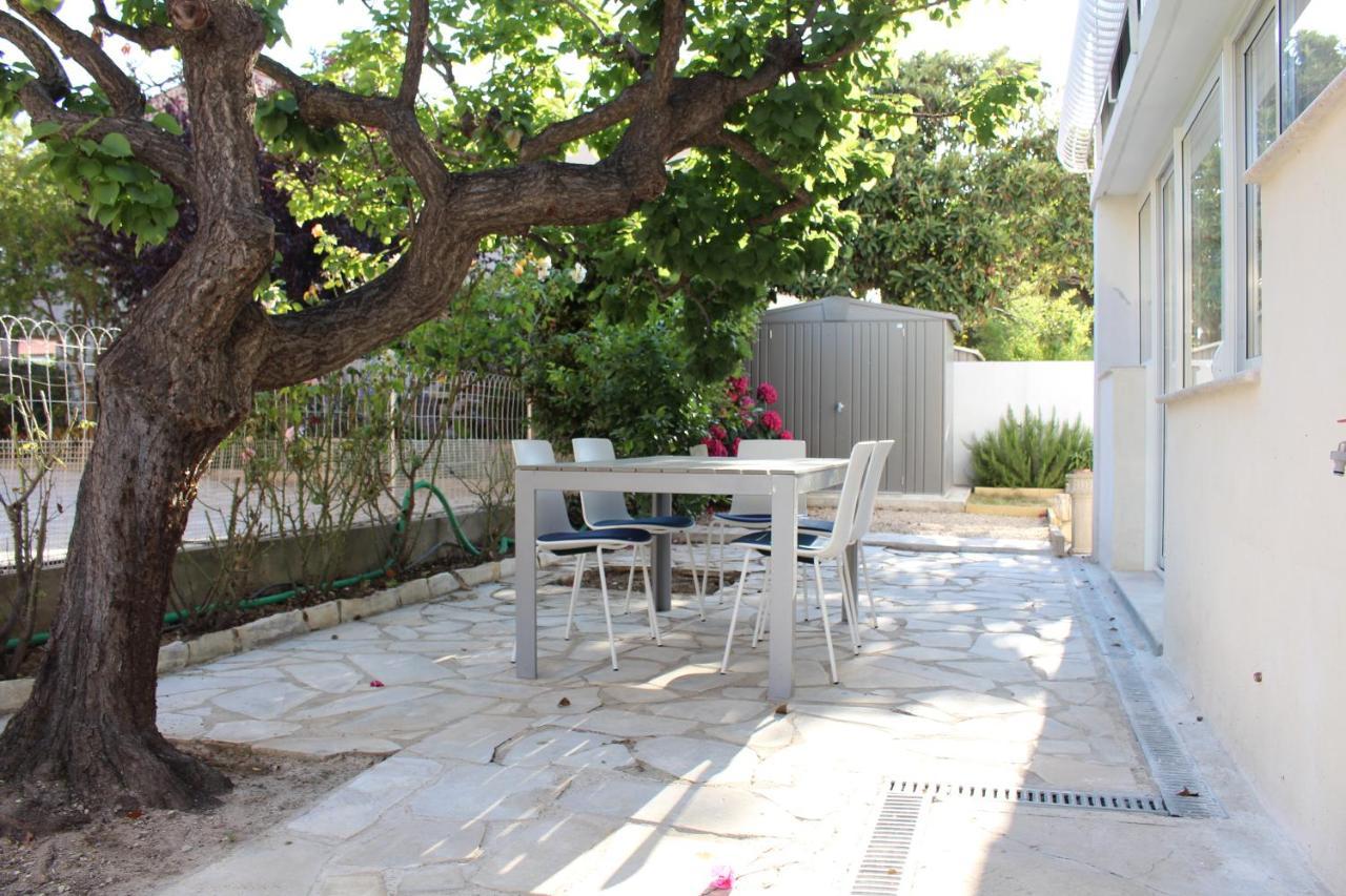 Residence Inaya Six-Fours-les-Plages Esterno foto