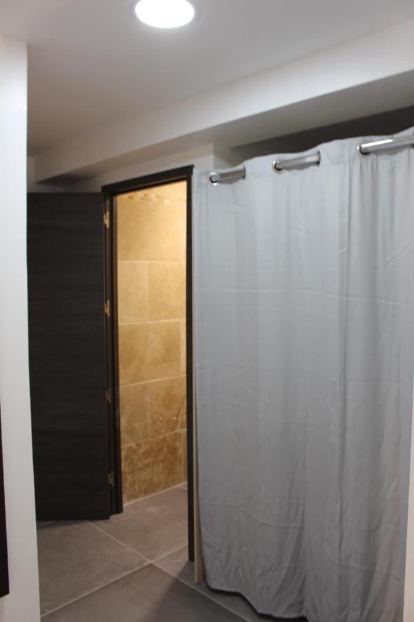 Residence Inaya Six-Fours-les-Plages Esterno foto