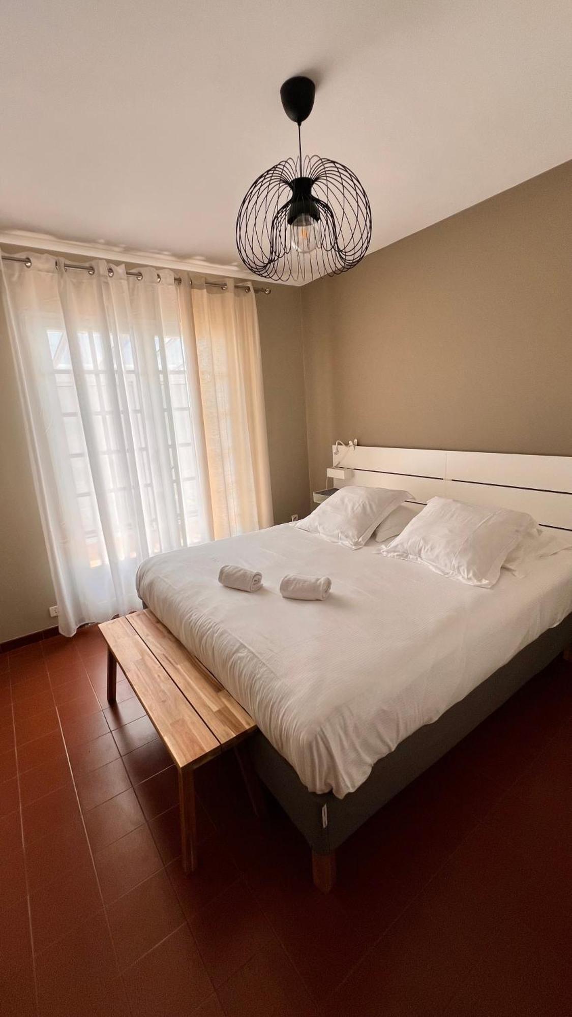 Residence Inaya Six-Fours-les-Plages Esterno foto
